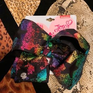 JoJo Signature Bow. New